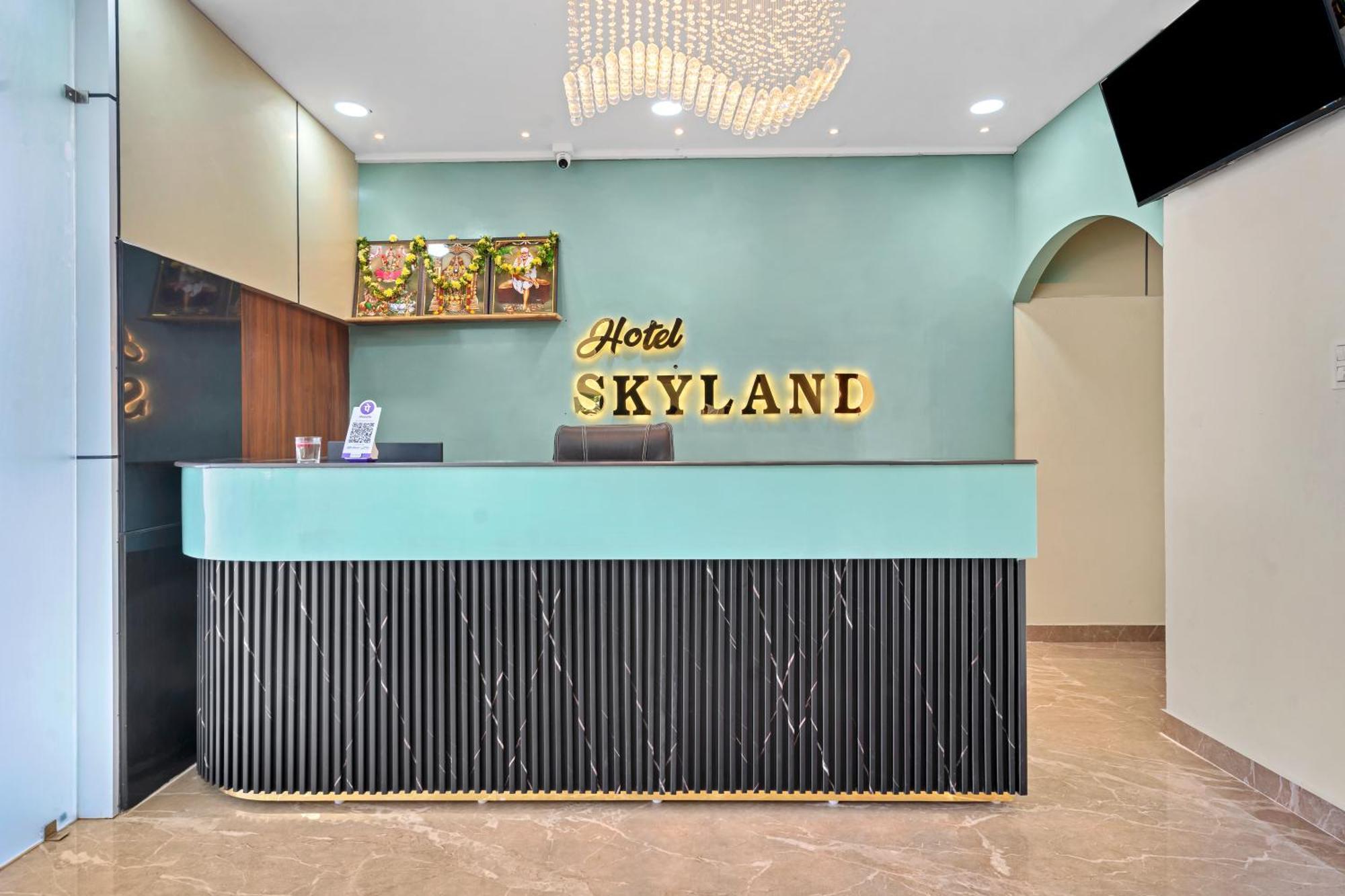 Hotel Sky Land Khammam Exterior photo
